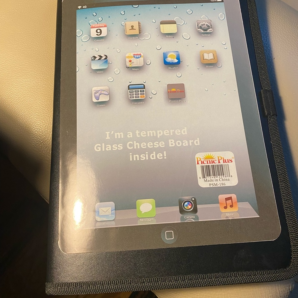 I Pad cheese cutting board with case and cutter. New and unique